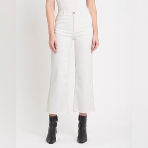 Baum Und Pferdgarten two toned Needra Jean